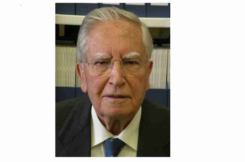 Fallece Don Fernando Reinoso Suárez, primer presidente electo de la SENC (1987)