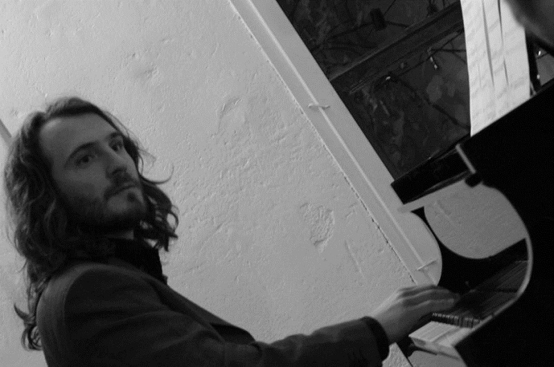 Improvisation: a dialog between Neuroscience and music